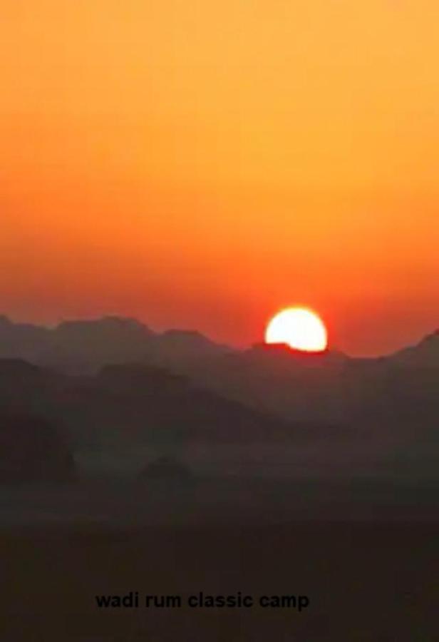 Bed and Breakfast Calm Camp Wadi Rum Exterior foto