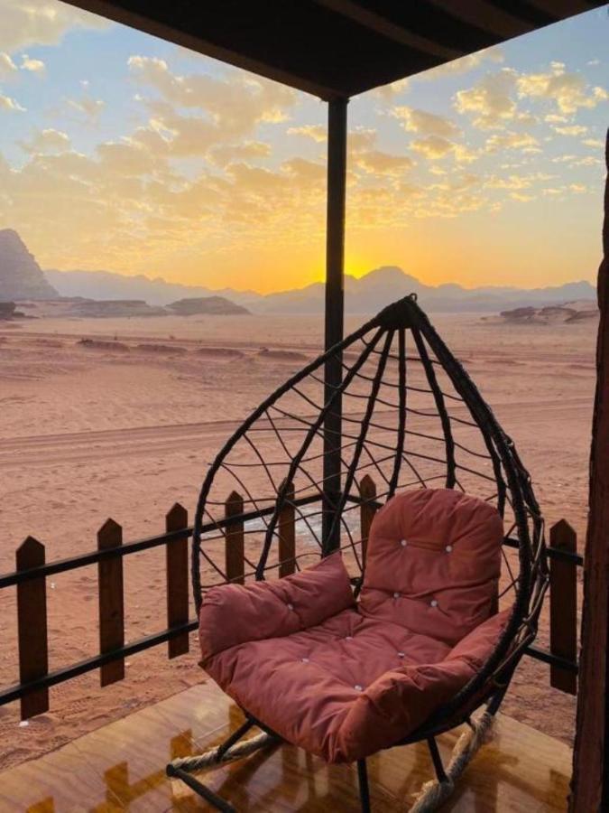 Bed and Breakfast Calm Camp Wadi Rum Exterior foto