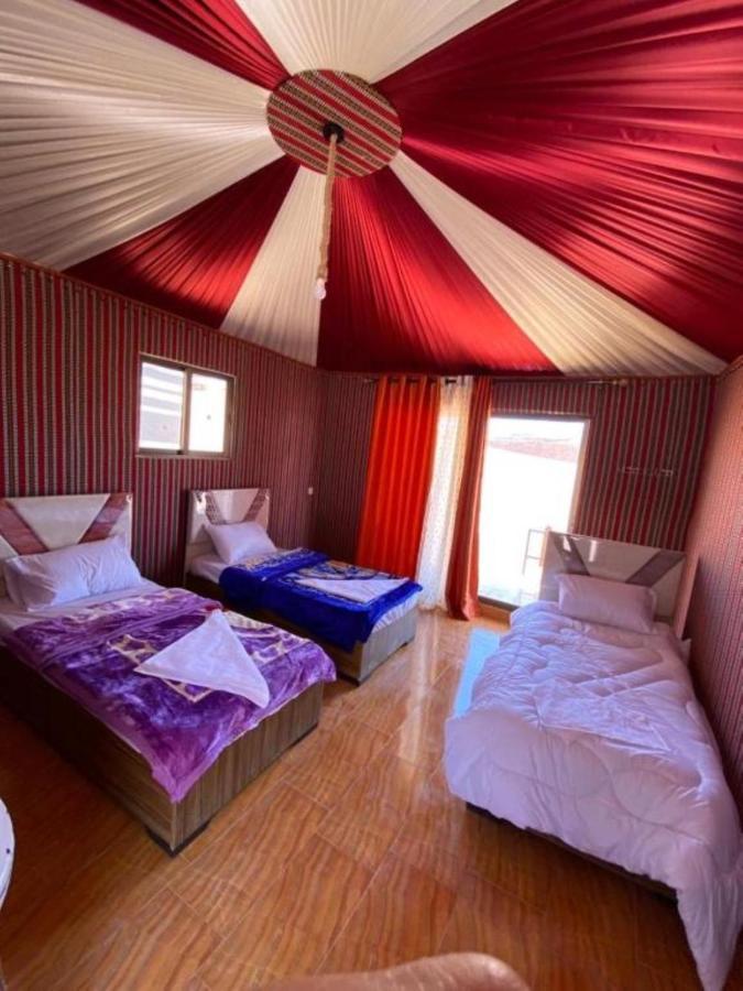 Bed and Breakfast Calm Camp Wadi Rum Exterior foto