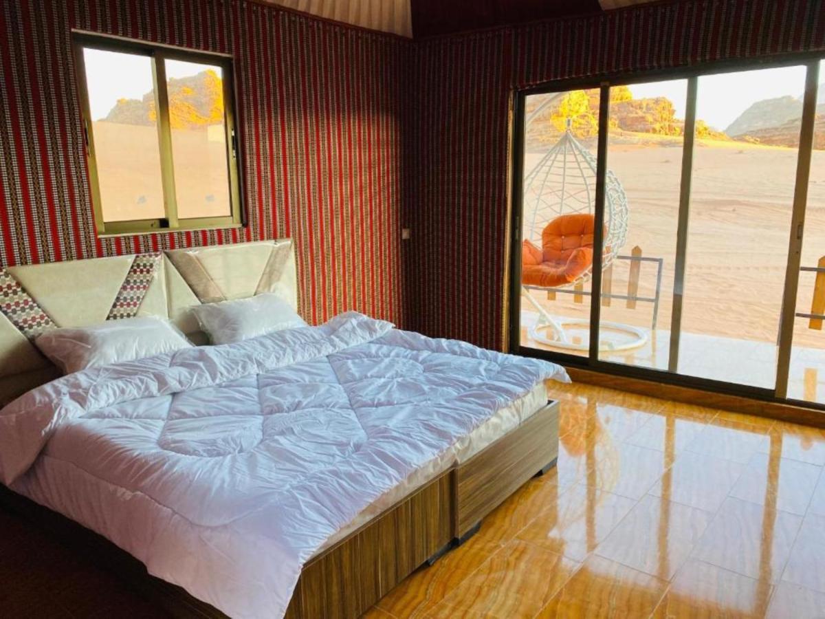 Bed and Breakfast Calm Camp Wadi Rum Exterior foto