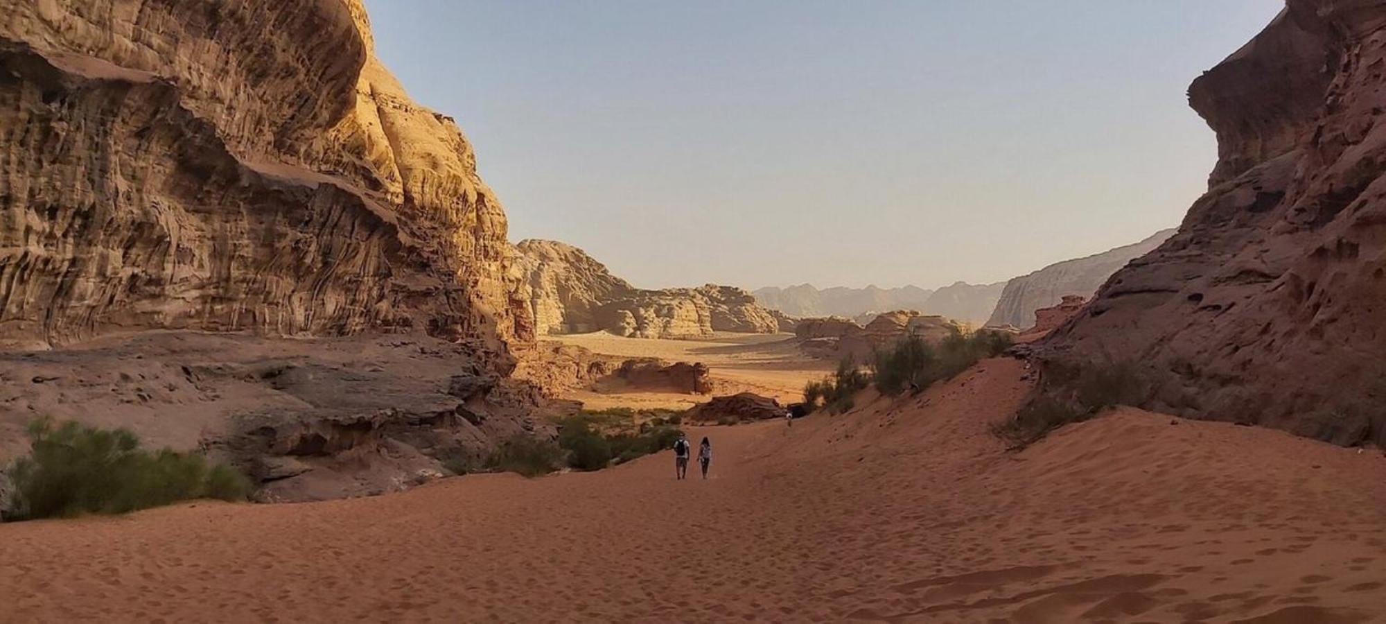 Bed and Breakfast Calm Camp Wadi Rum Exterior foto