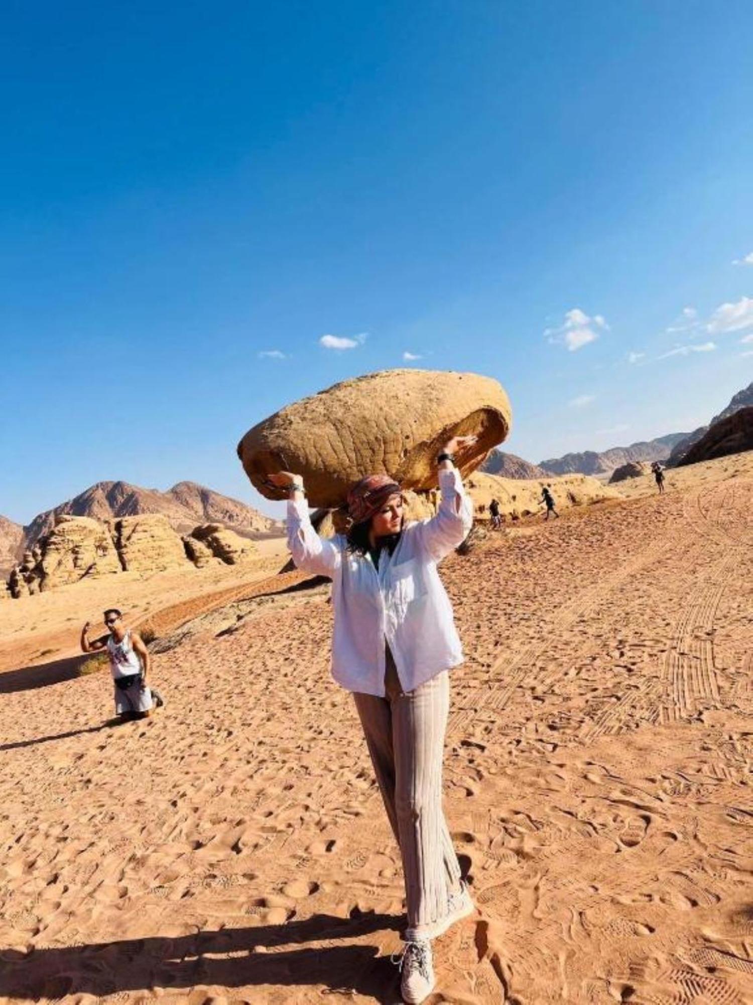 Bed and Breakfast Calm Camp Wadi Rum Exterior foto